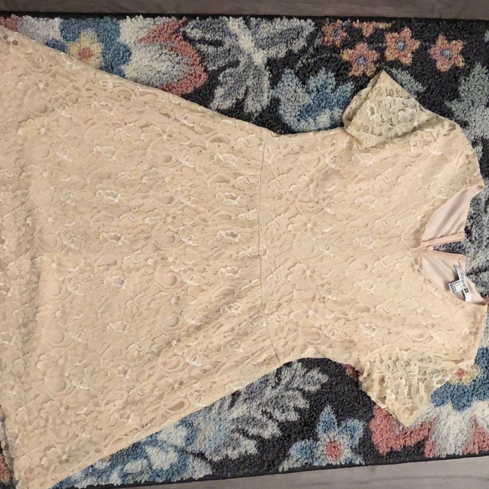 Lace dress